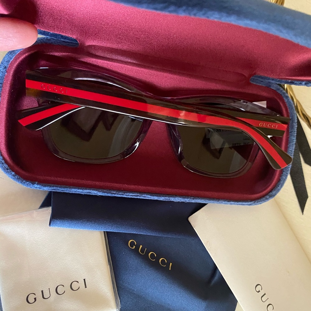 - 53mm Gucci sunglasses brand new 🔥👌🏼
